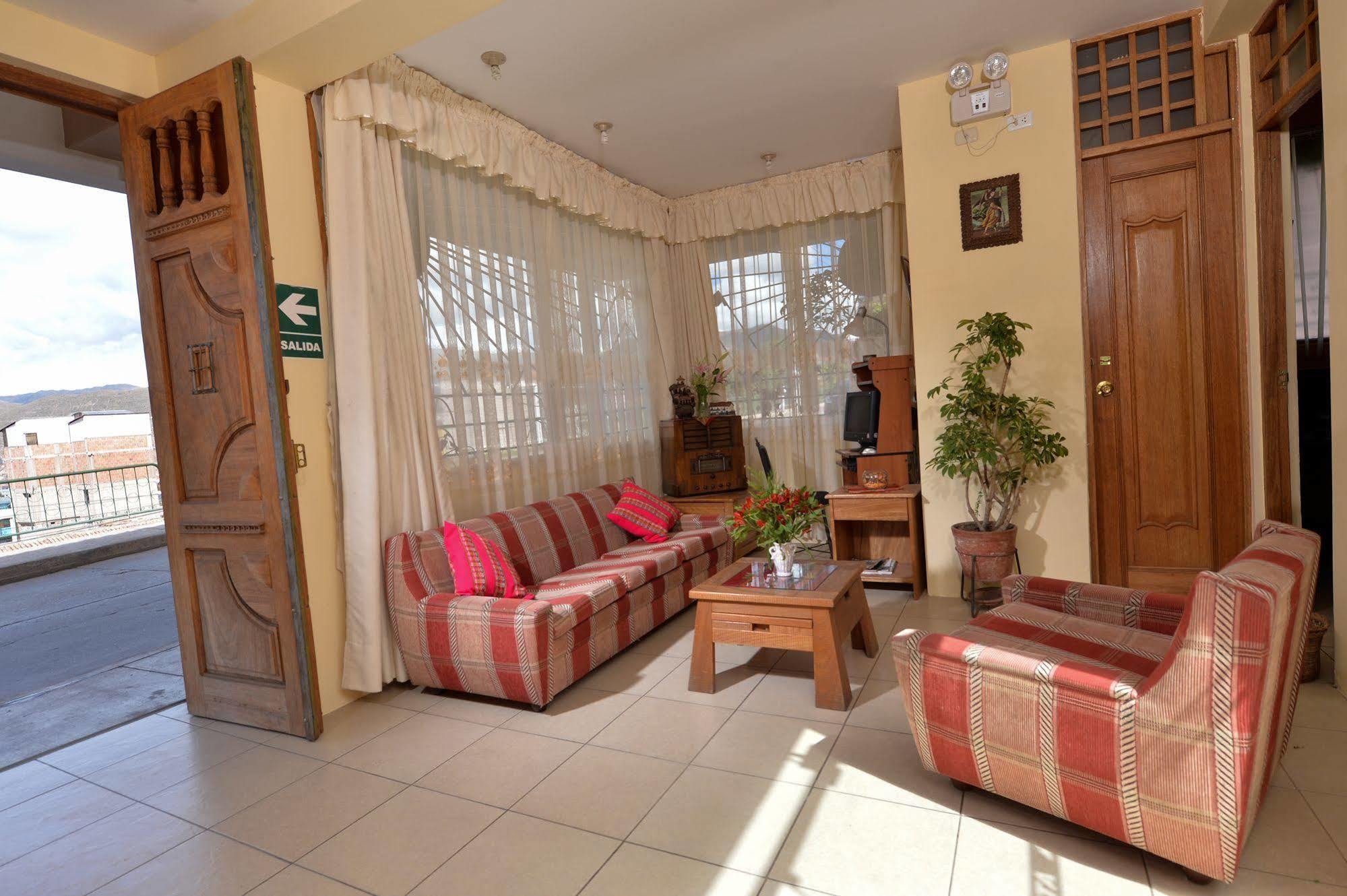 Hostal Atlantis Cusco Exterior foto